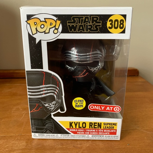 NIB Funko POP! Star Wars Kylo Ren Supreme Leader #308 - Picture 1 of 6